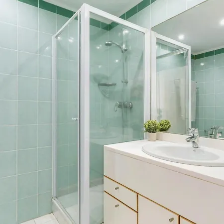Apartment Studio Fuer 7 Personen Und 1 Kind In So Martinho, Madeira Und Umgebung